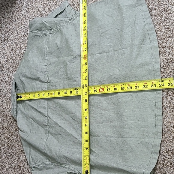 Vans McMillan Green Cropped Button Down Shirt - Picture 5 of 5